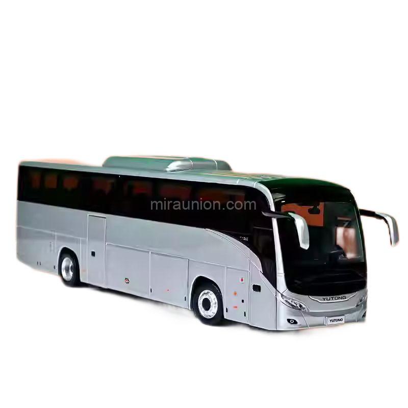 1 42 Yutong T12E Overseas Edition Alloy Tourist Bus Model (13)